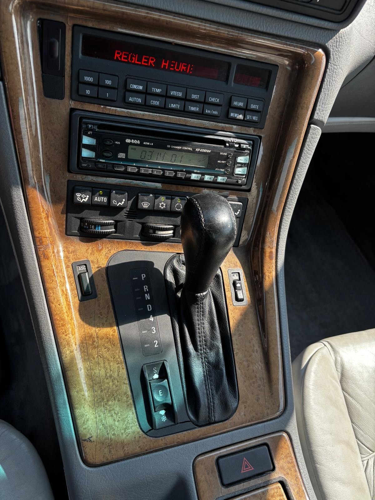 BMW 840Ci A-image-10