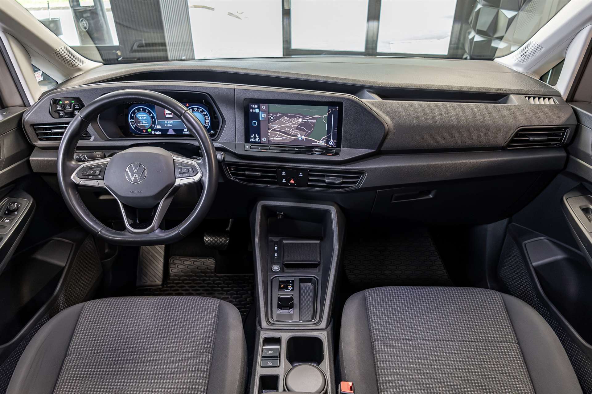 VW Caddy 1.5 TSI California Spirit DSG-image-6