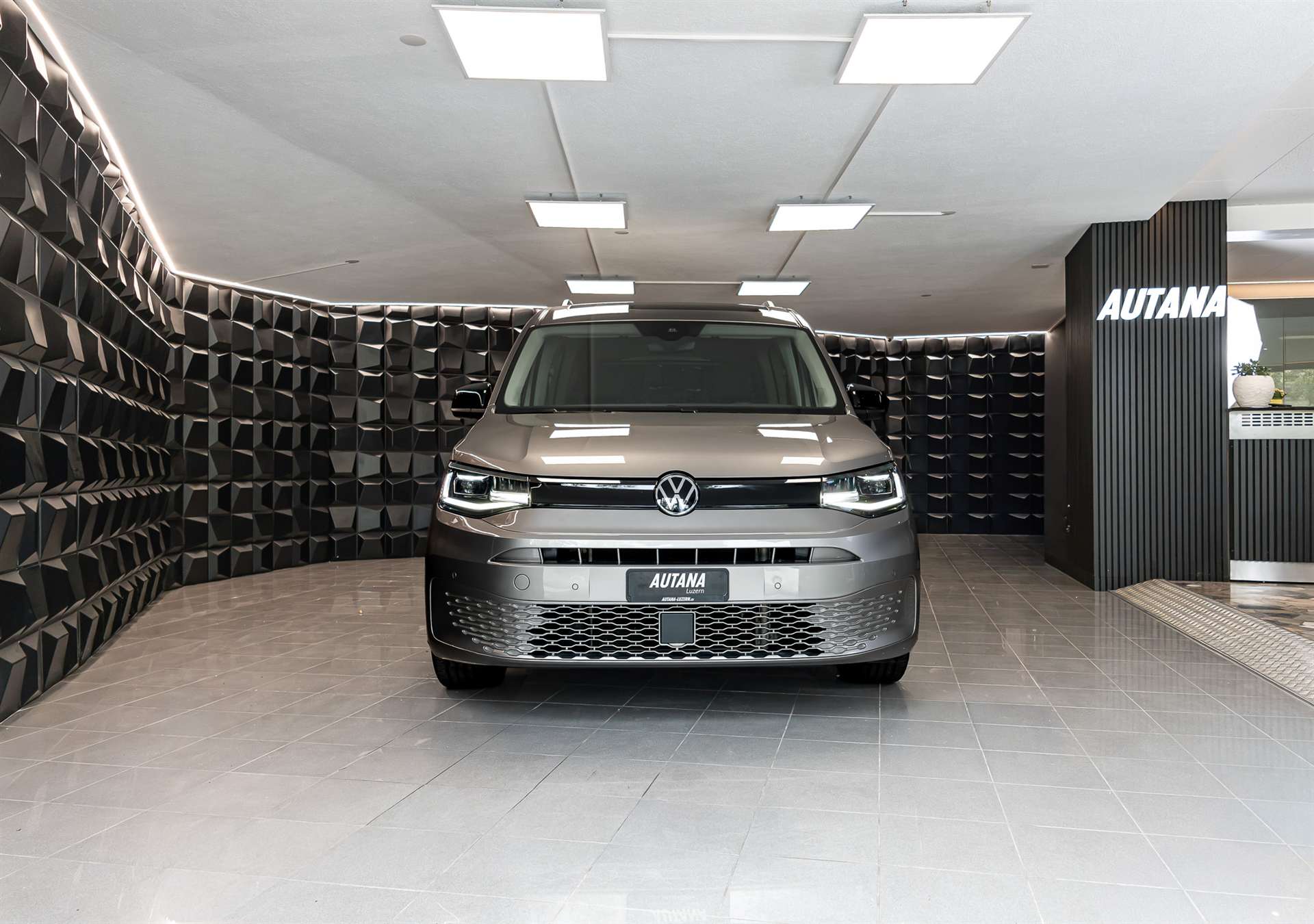 VW Caddy 1.5 TSI California Spirit DSG-showroom-element-3