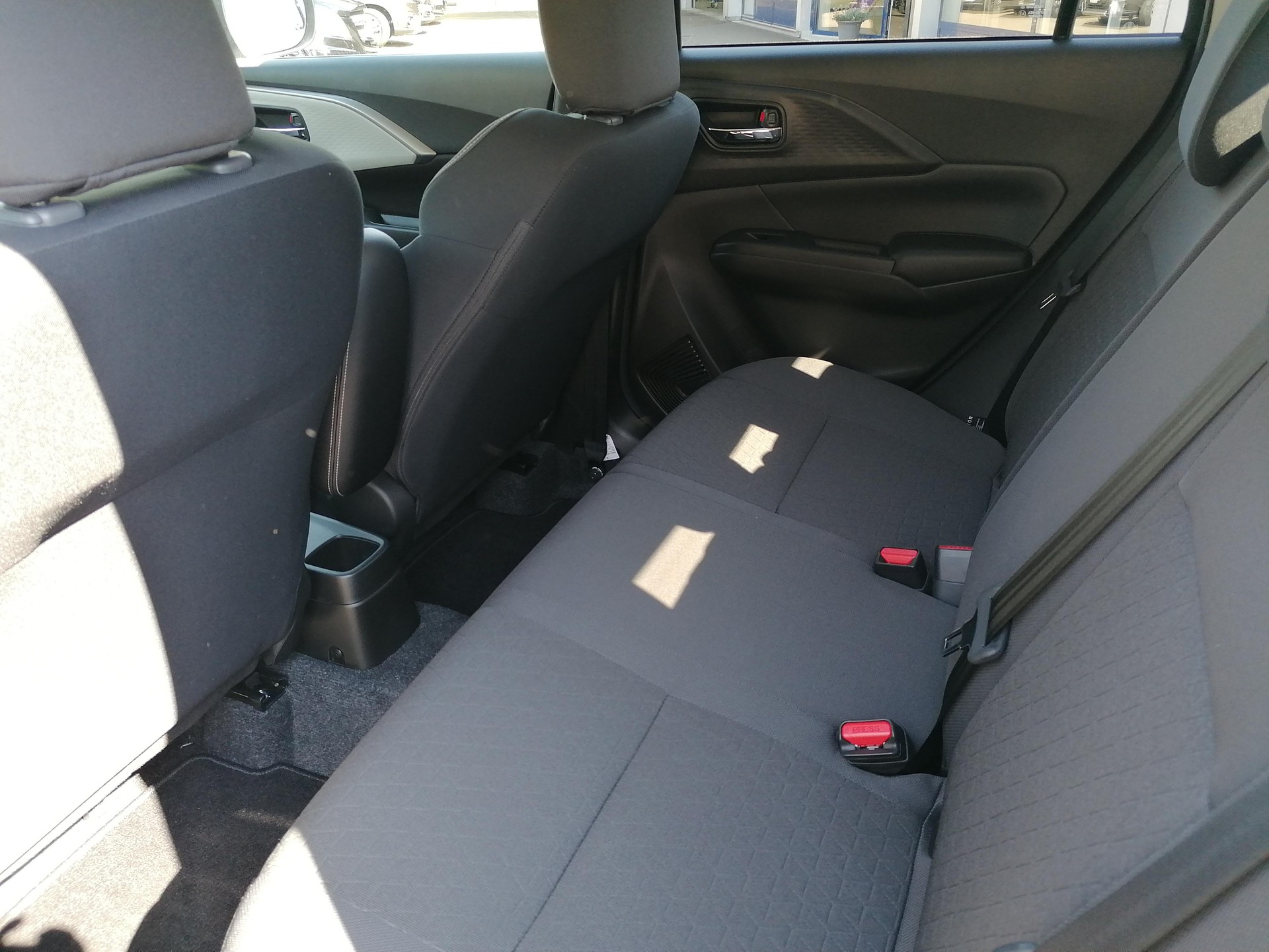 SUZUKI Swift 1.2 Compact Top Hybrid-image-7