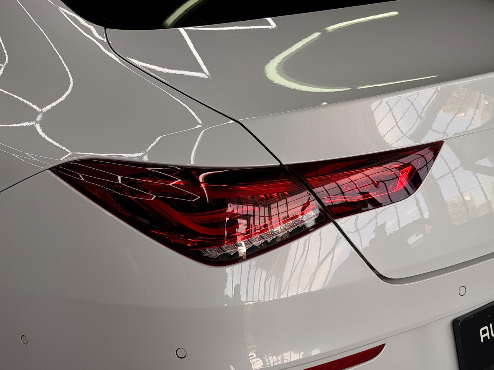 MERCEDES-BENZ CLA 250 4Matic AMG Line 7G-DCT-image-4