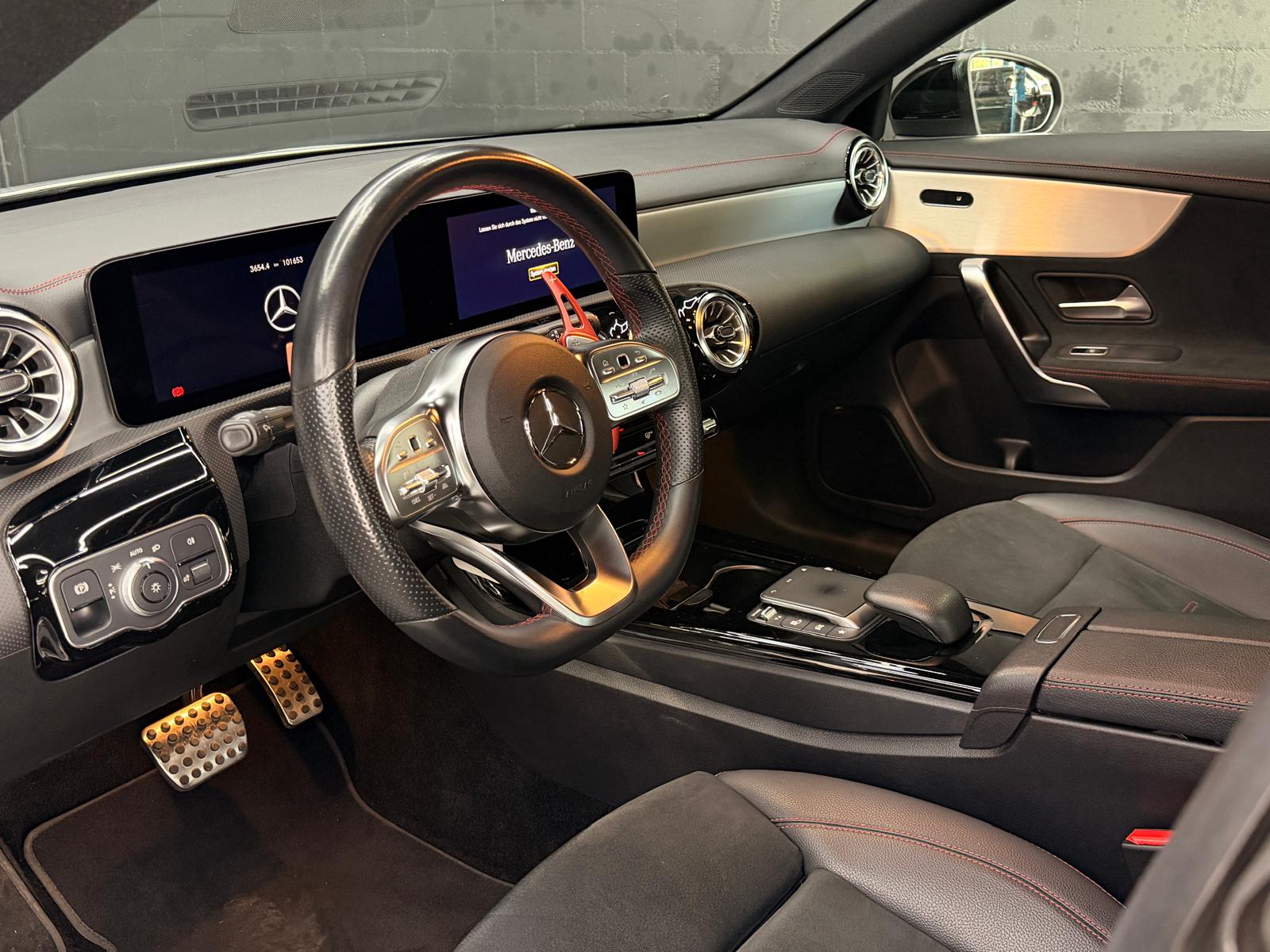MERCEDES-BENZ CLA 250 4Matic AMG Line 7G-DCT-image-15