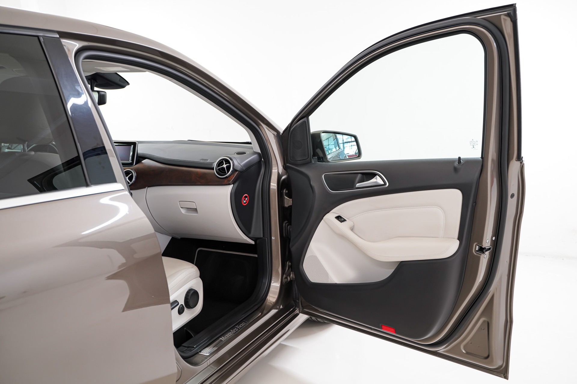 MERCEDES-BENZ B 200 CDI 7G-DCT-image-14