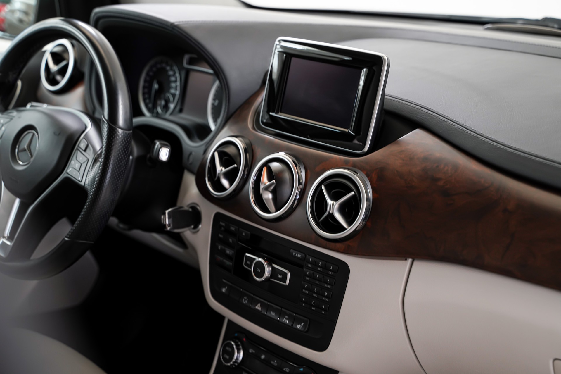 MERCEDES-BENZ B 200 CDI 7G-DCT-image-17