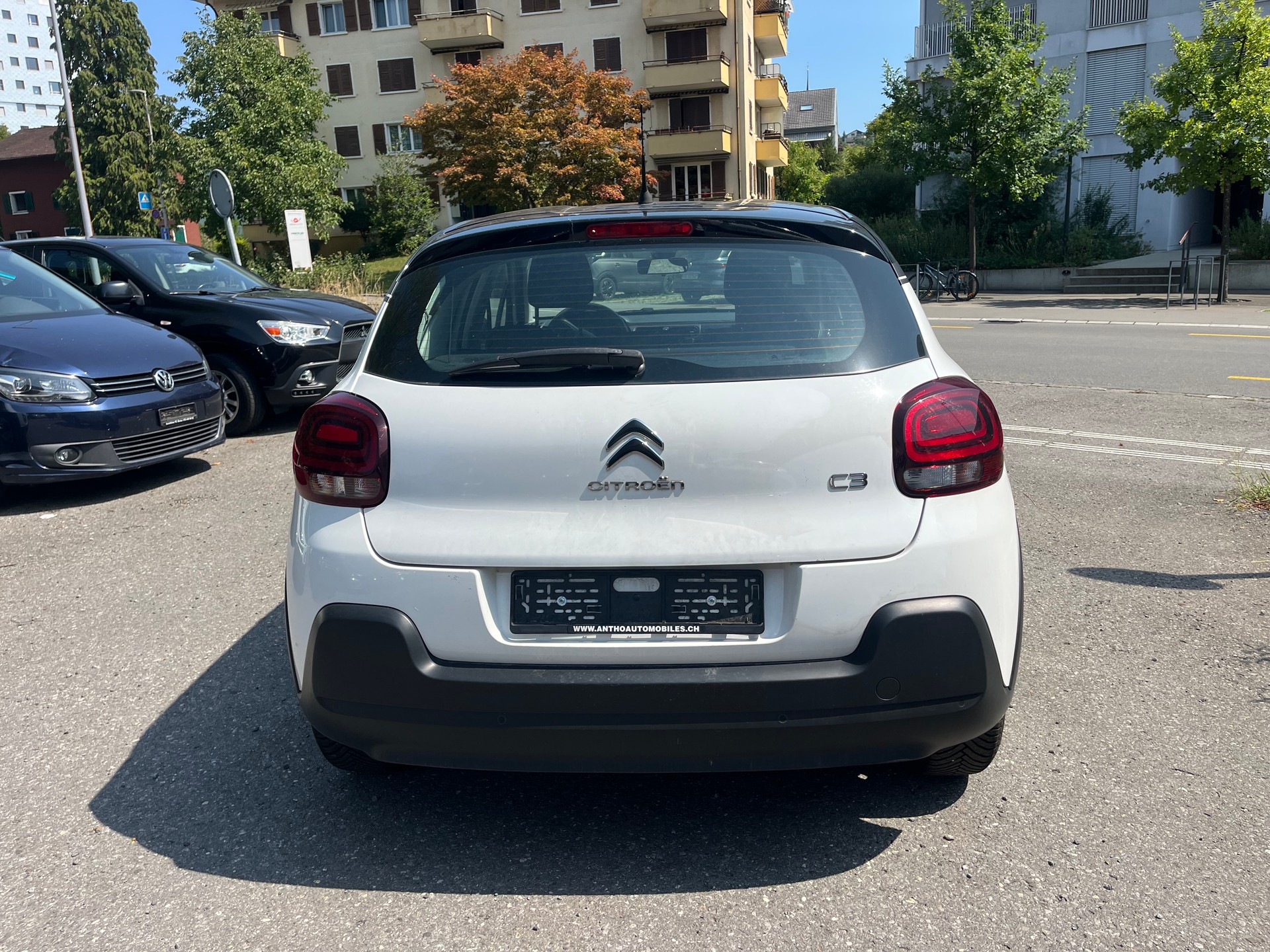 CITROEN C3 1.2i Attraction-image-3