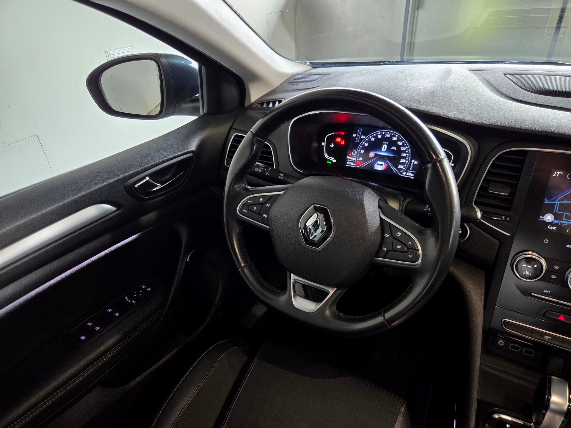 RENAULT Mégane 1.3 TCe 160 Intens EDC-image-17