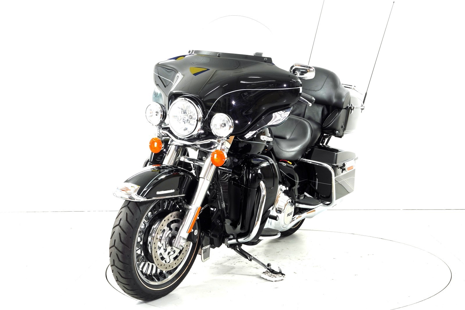 HARLEY-DAVIDSON FLHTK 1690 El. Glide Ultra Lim. ABS-showroom-element-2