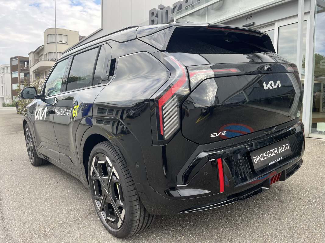 KIA EV3 81 kWh GT 4x4-image-2