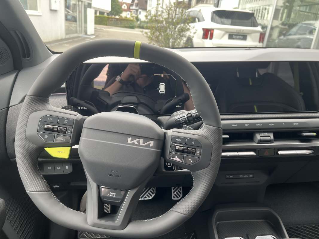 KIA EV3 81 kWh GT 4x4-image-6