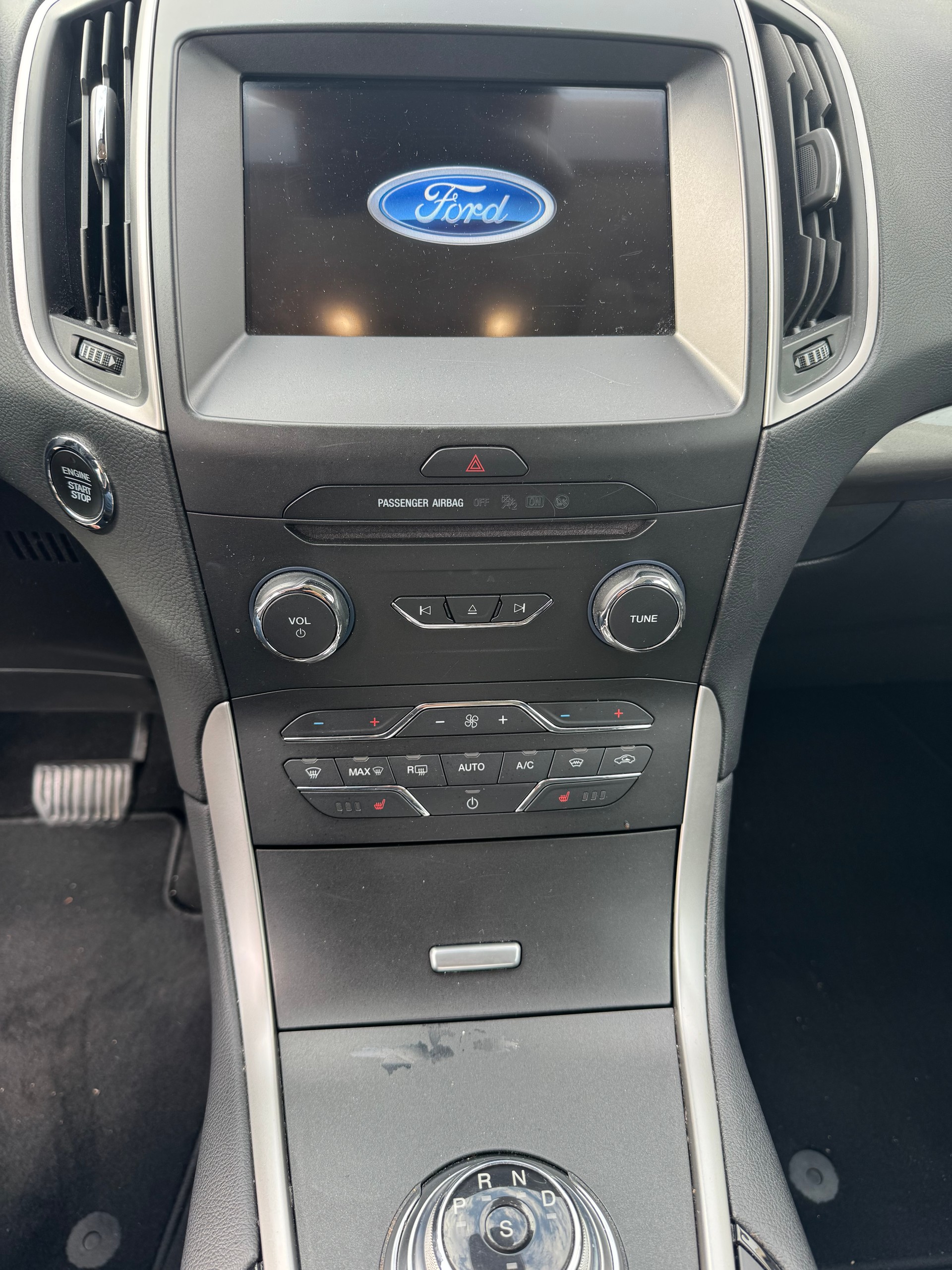 FORD S-MAX 2.0 TDCI-image-9