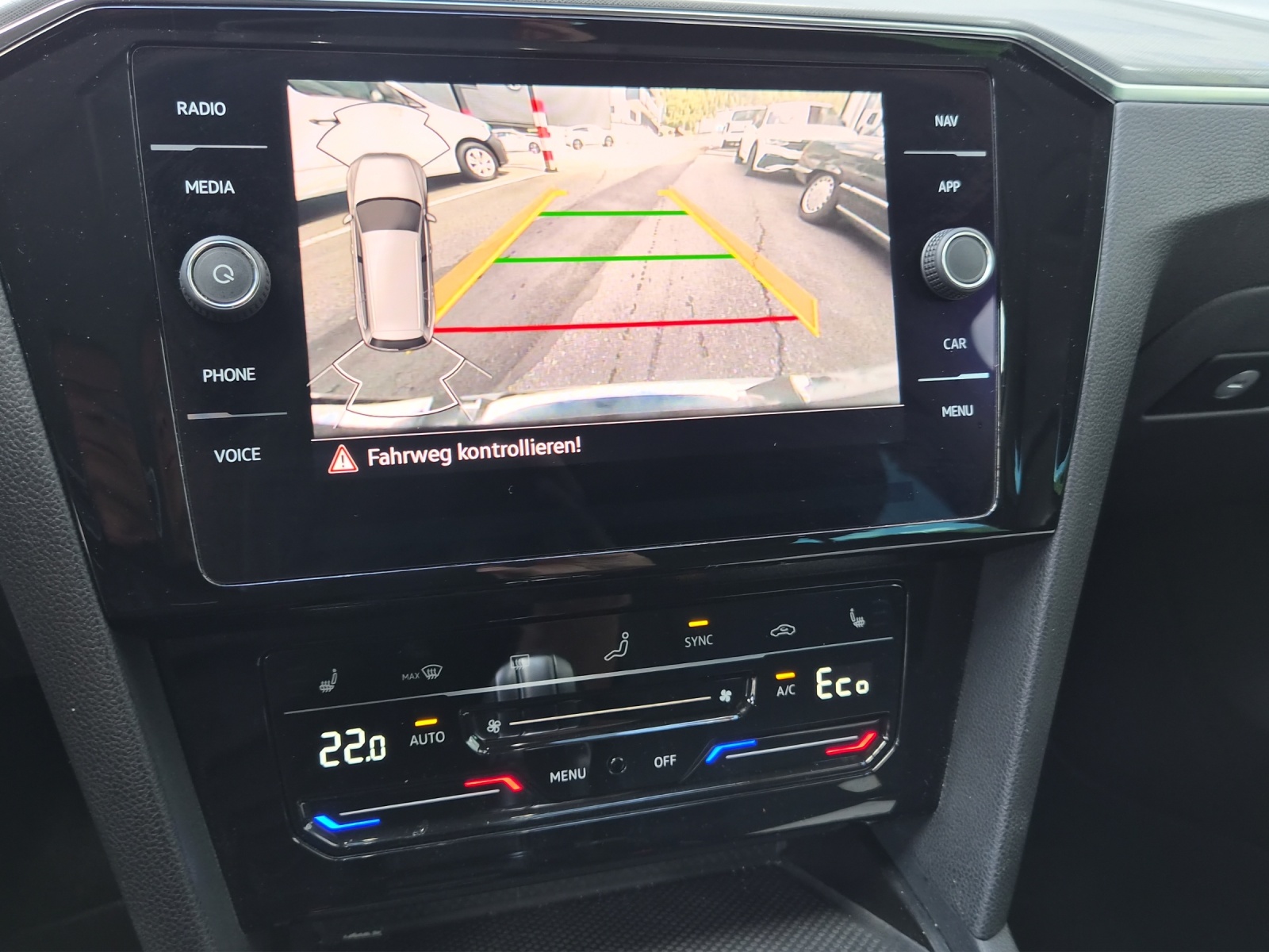 VW Passat Variant 1.4 TSI GTE Hybrid DSG-image-10
