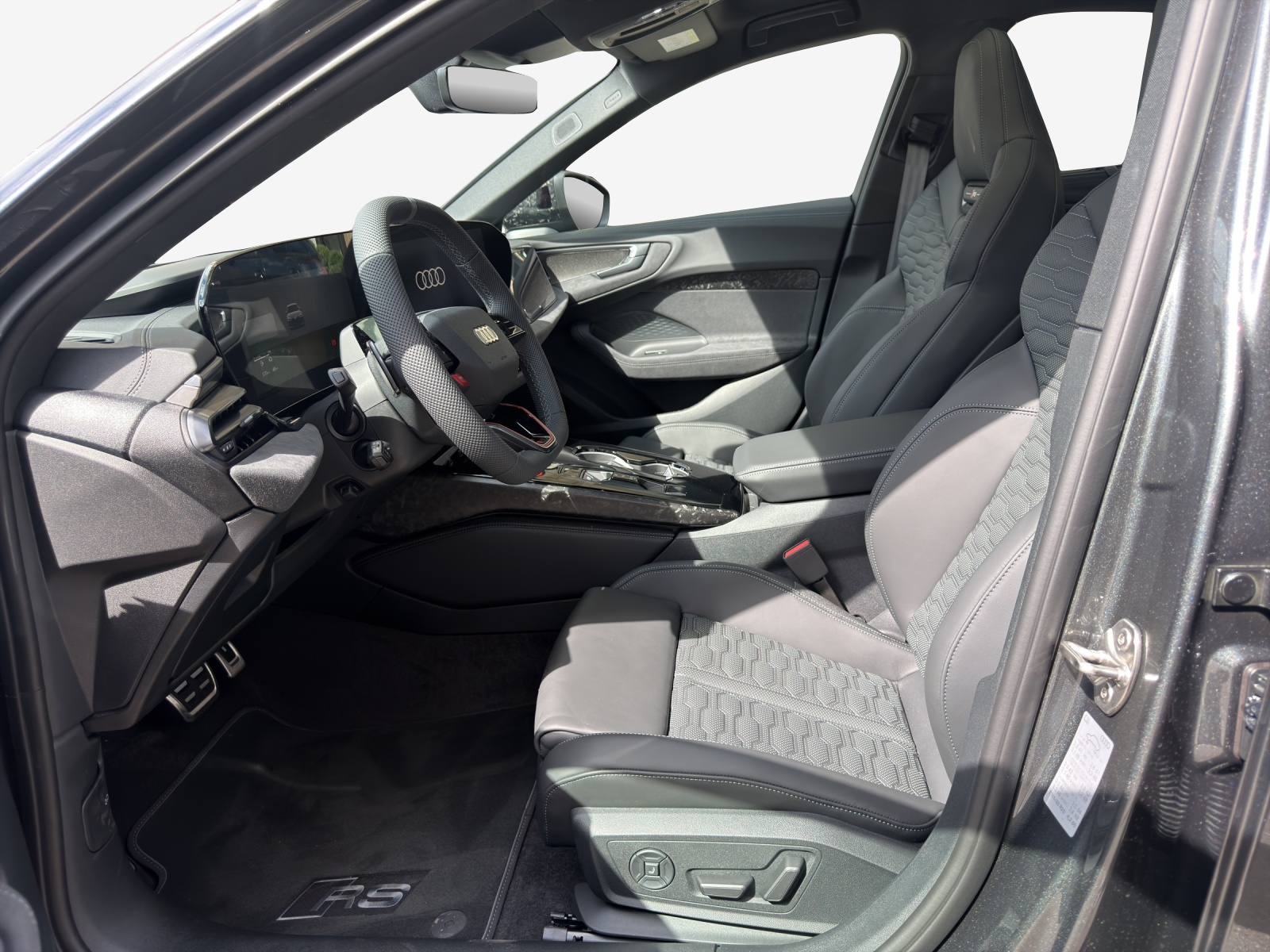 AUDI RS 5 Limousine TFSI 470 kW Tiptronic quattro-image-7