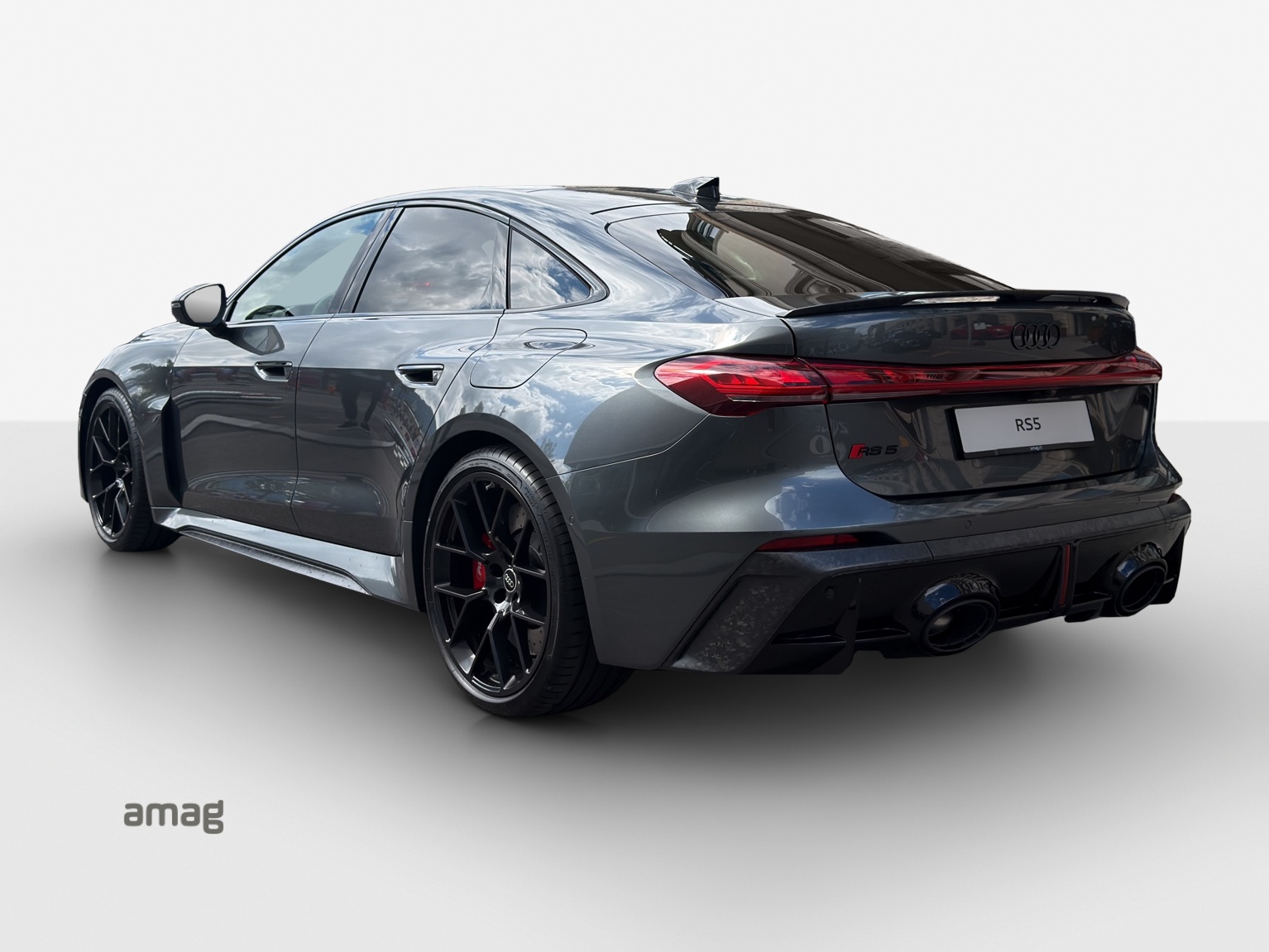 AUDI RS 5 Limousine TFSI 470 kW Tiptronic quattro-image-2