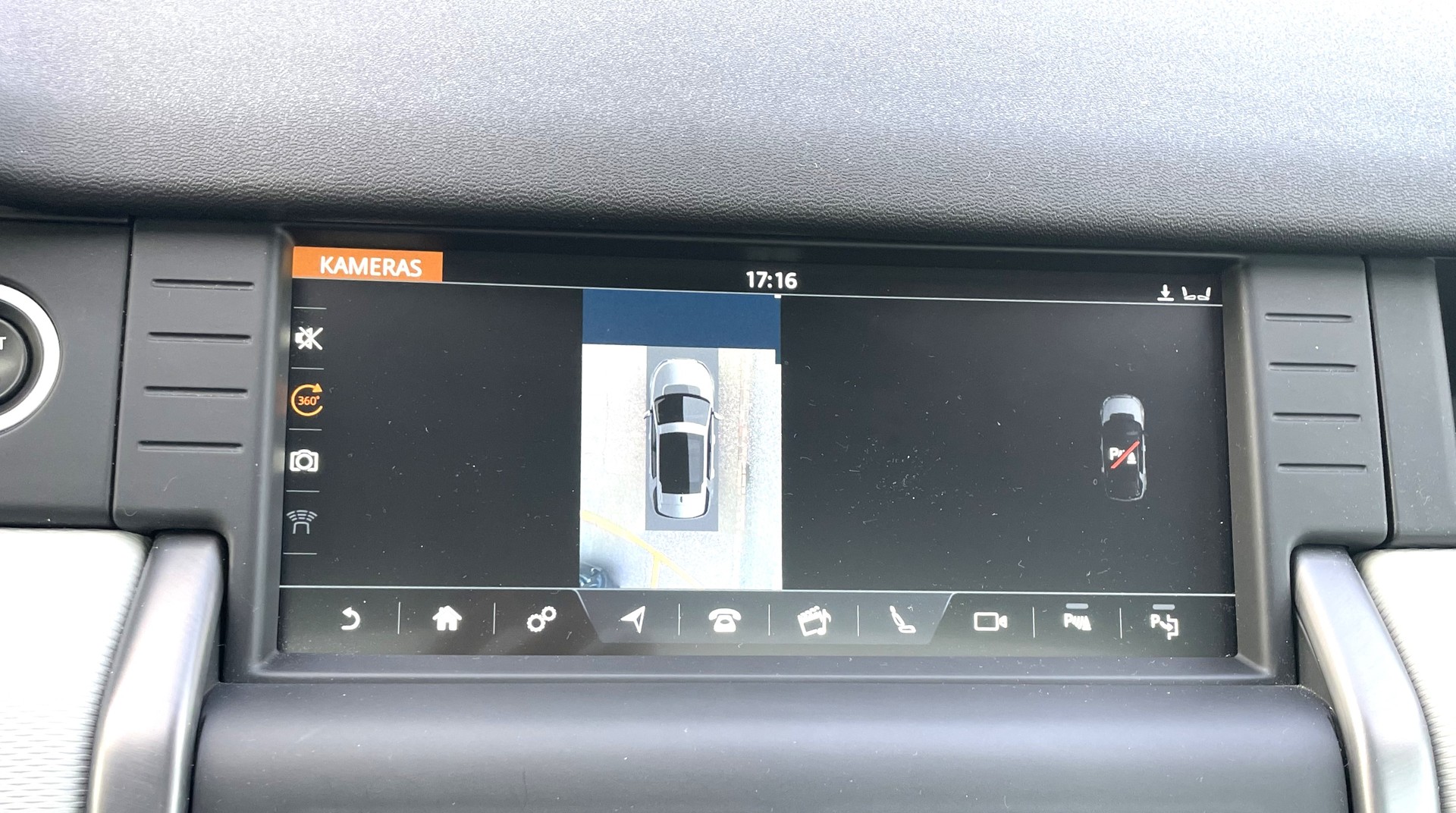 LAND ROVER Discovery Sport 2.0 Si4 HSE Luxury AT9-image-5