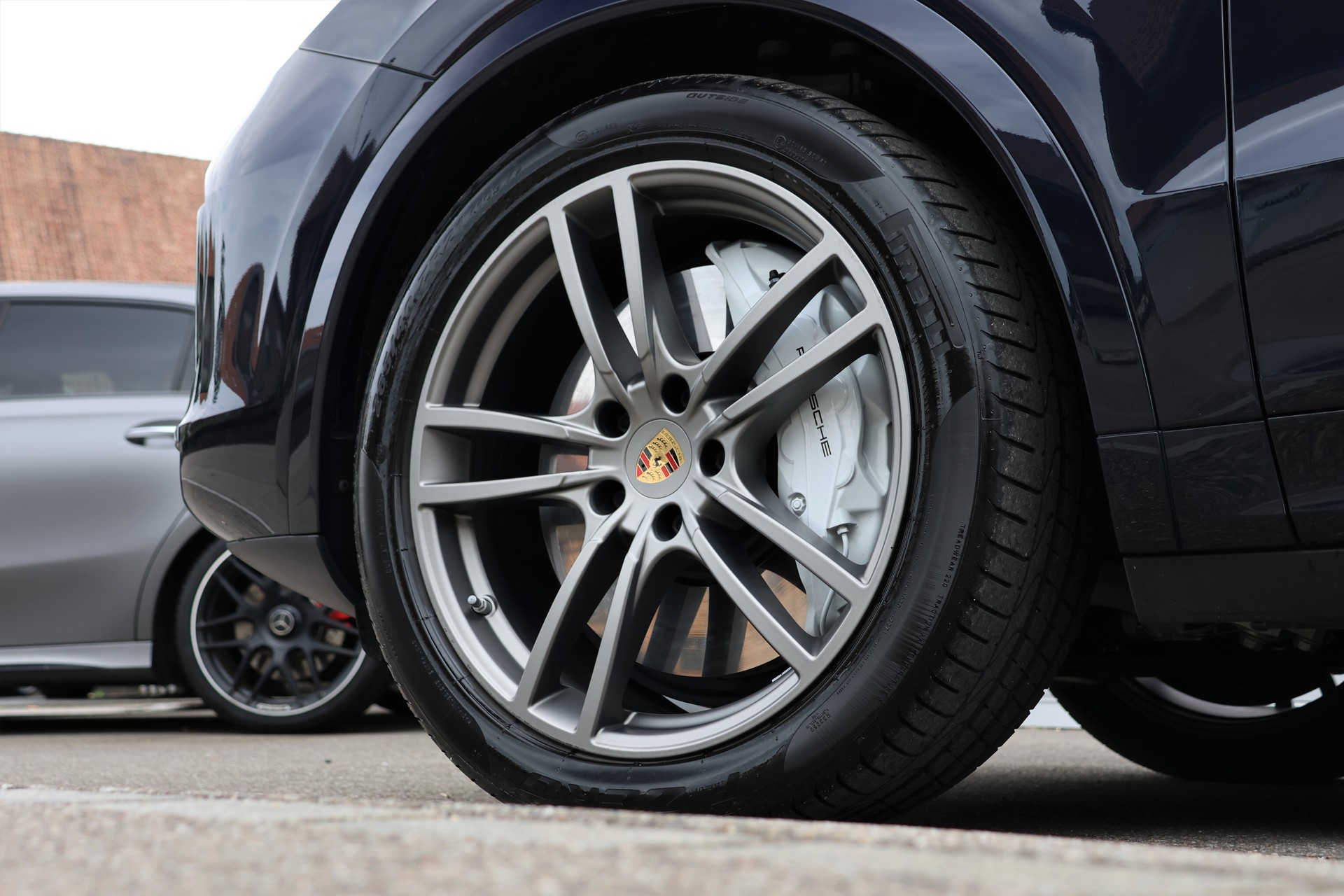 PORSCHE Cayenne Turbo Coupé (CH)-image-7