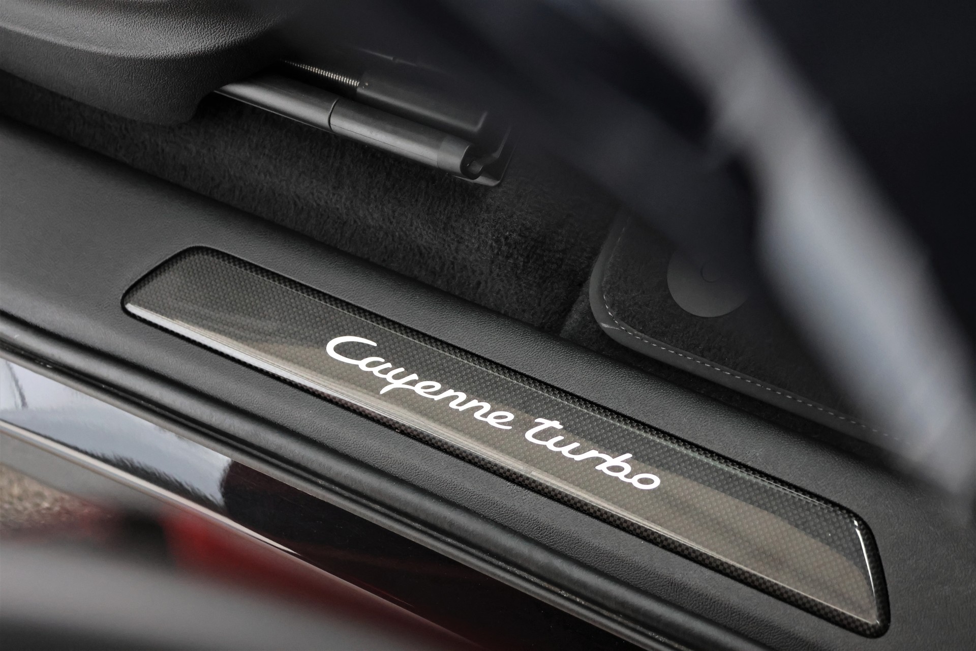PORSCHE Cayenne Turbo Coupé (CH)-image-21