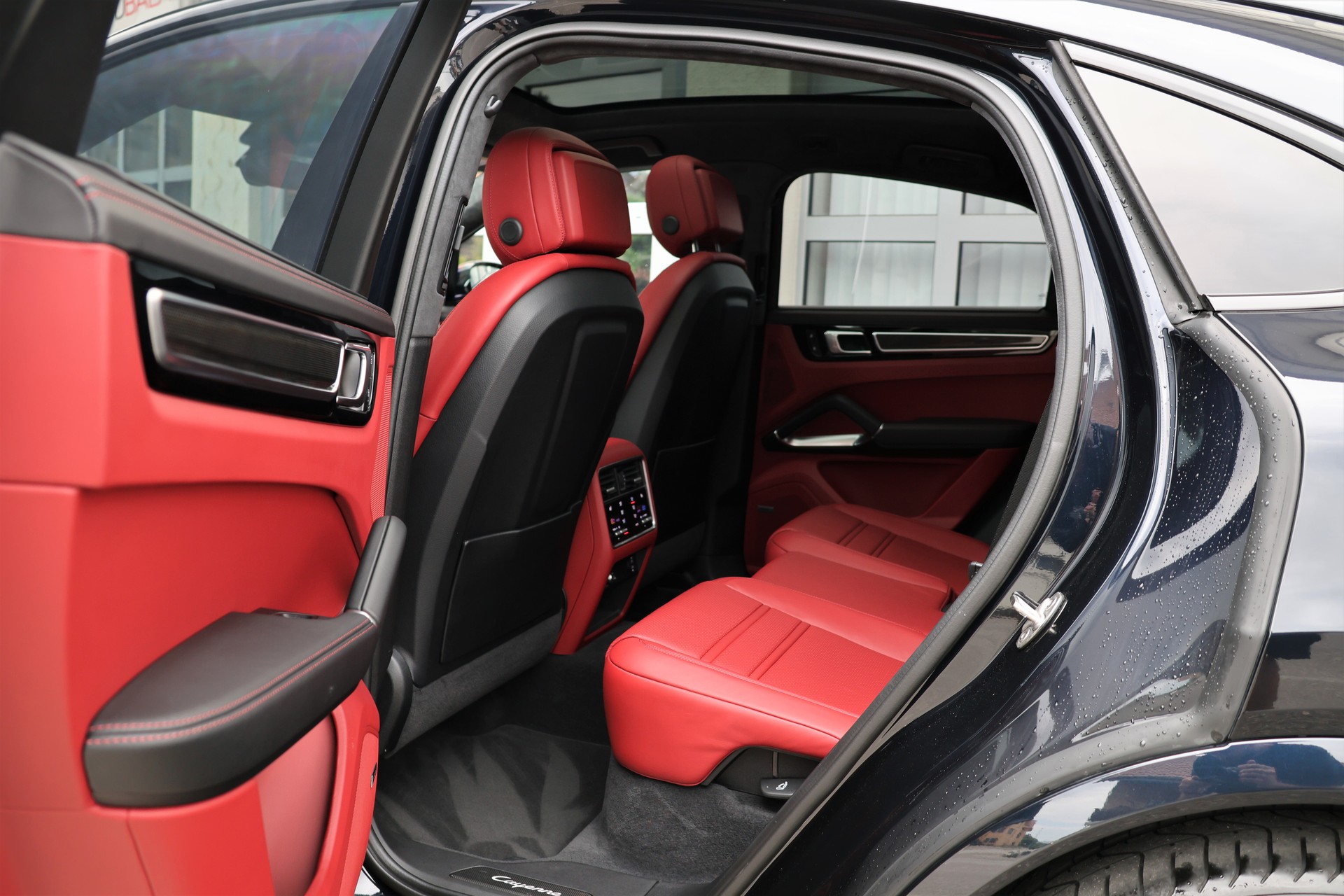PORSCHE Cayenne Turbo Coupé (CH)-image-12