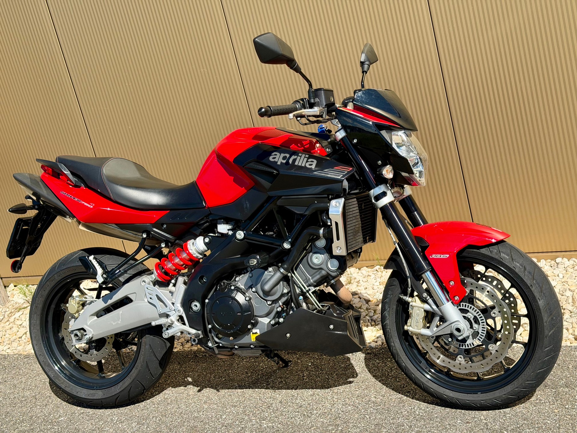APRILIA SL 750 Shiver ABS-showroom-element-2