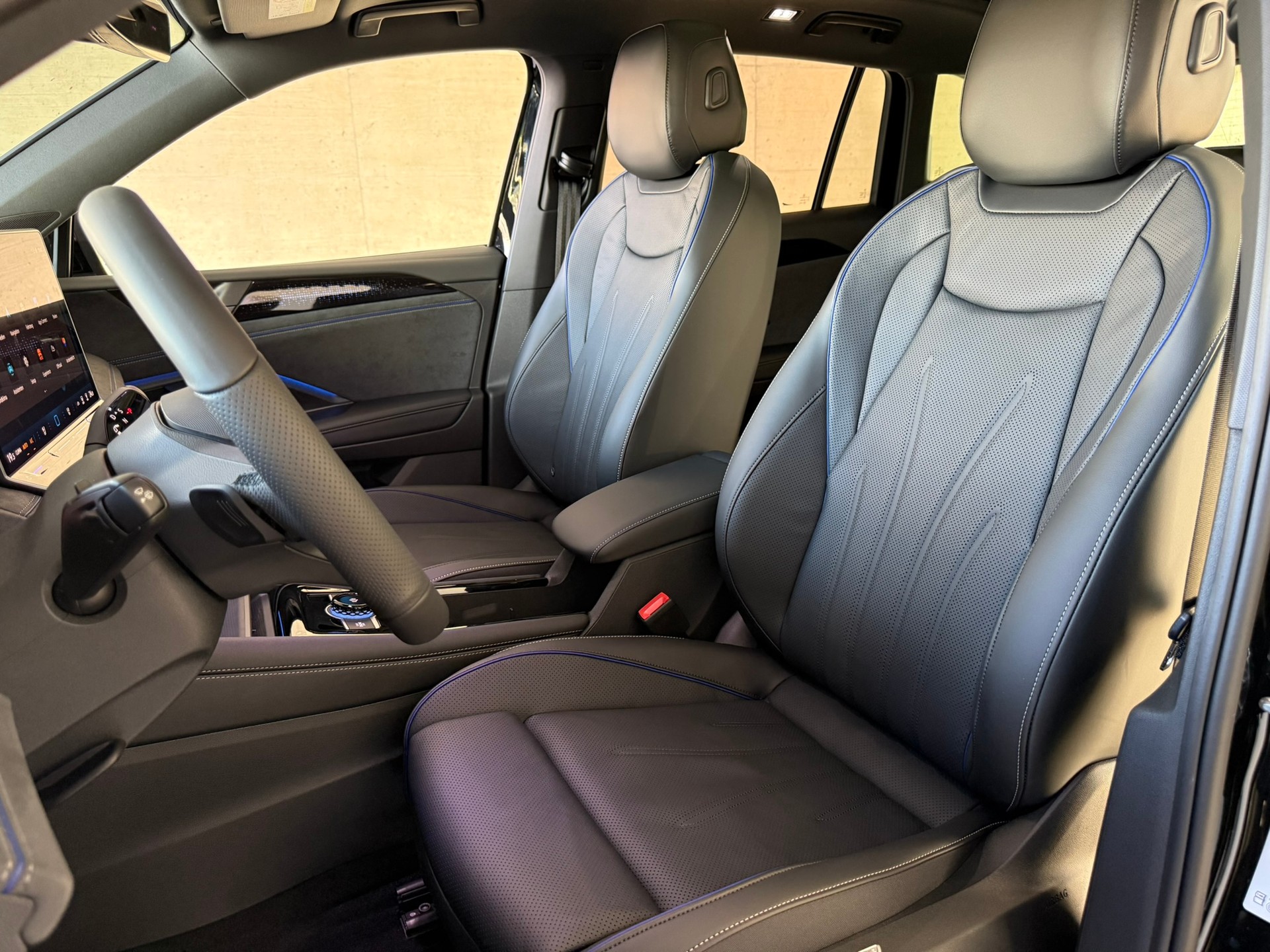 VW Tiguan 2.0 TSI DSG R-Line United 4Motion-image-14