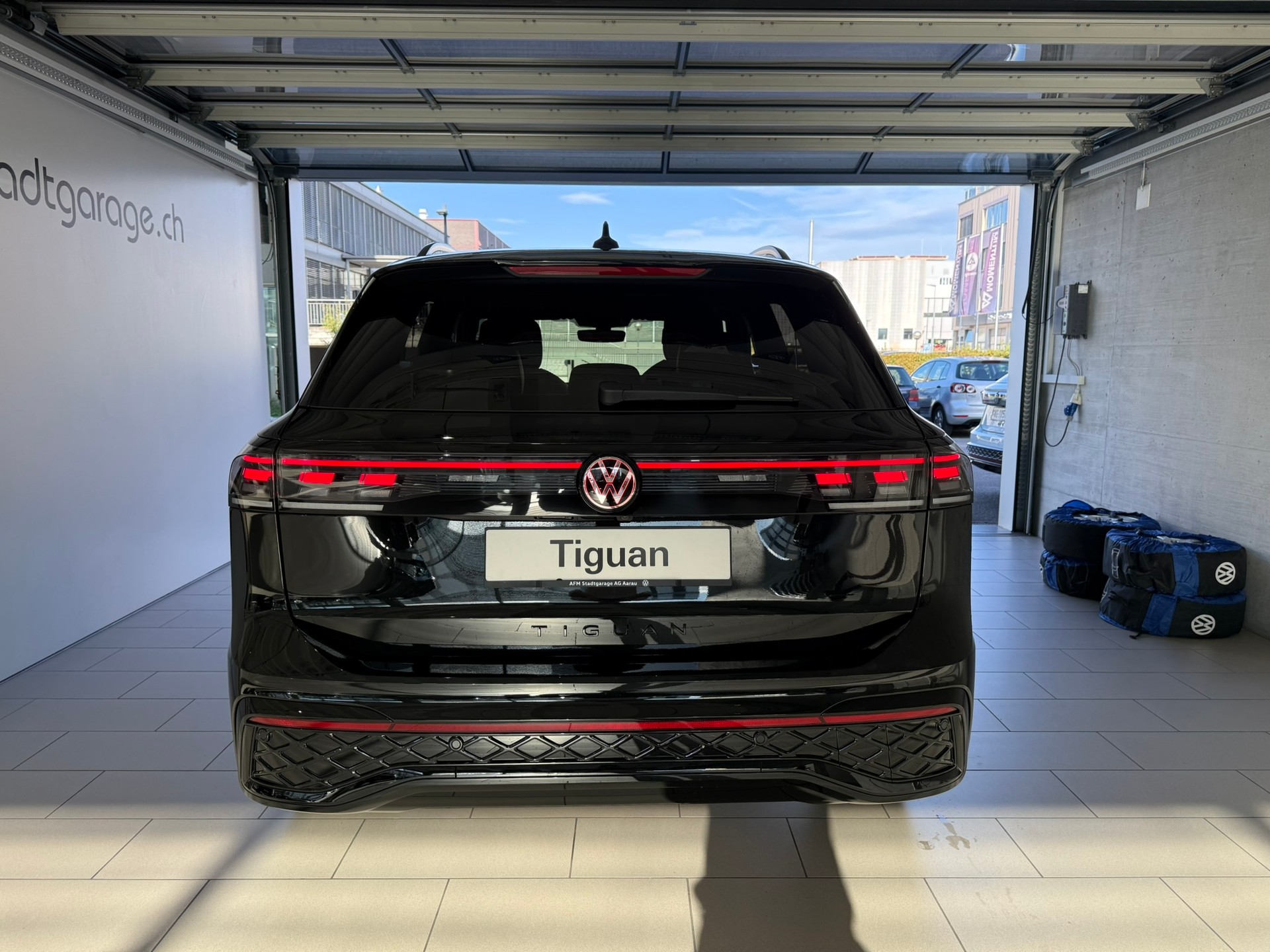 VW Tiguan 2.0 TSI DSG R-Line United 4Motion-image-4
