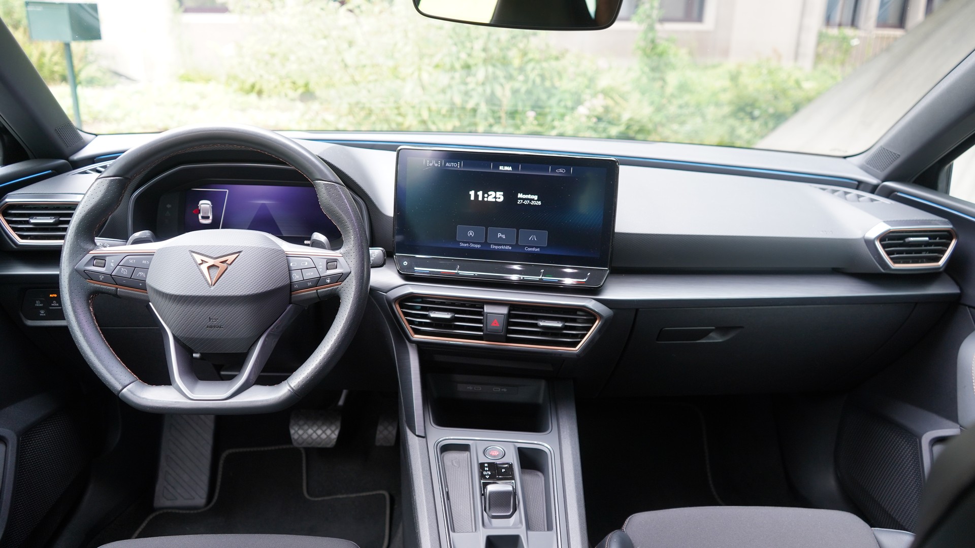 CUPRA Leon 1.5 eTSI DSG-image-8