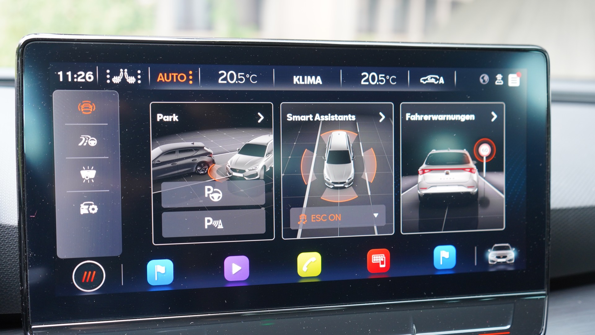 CUPRA Leon 1.5 eTSI DSG-image-11