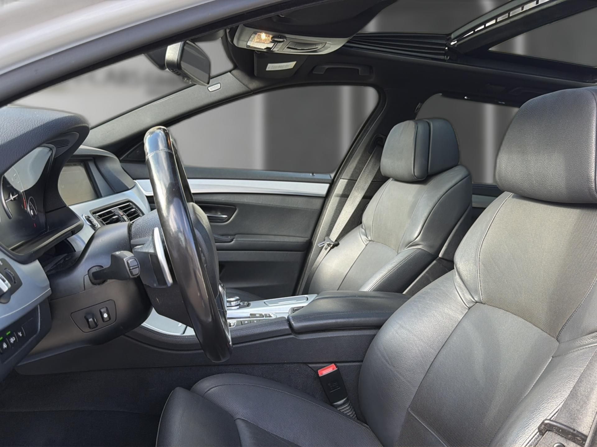 BMW M550 5er-M550dxDrive Touring-image-9