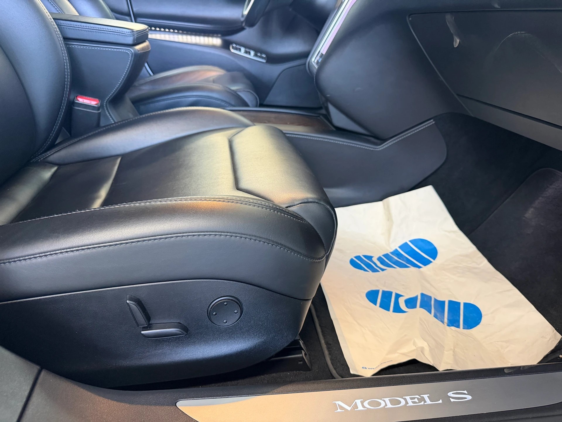 TESLA Model S 100 D Performance | CH-Auto | 1-Hand | Frisch MFK 02.2026 | 772 PS | inkl. Batteriezertifikat-image-11