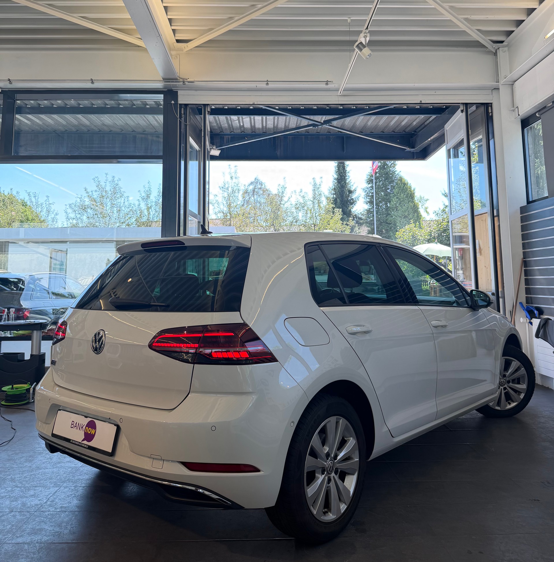 VW Golf VII 1.5 TSI 150 Edition 45 DSG-image-3