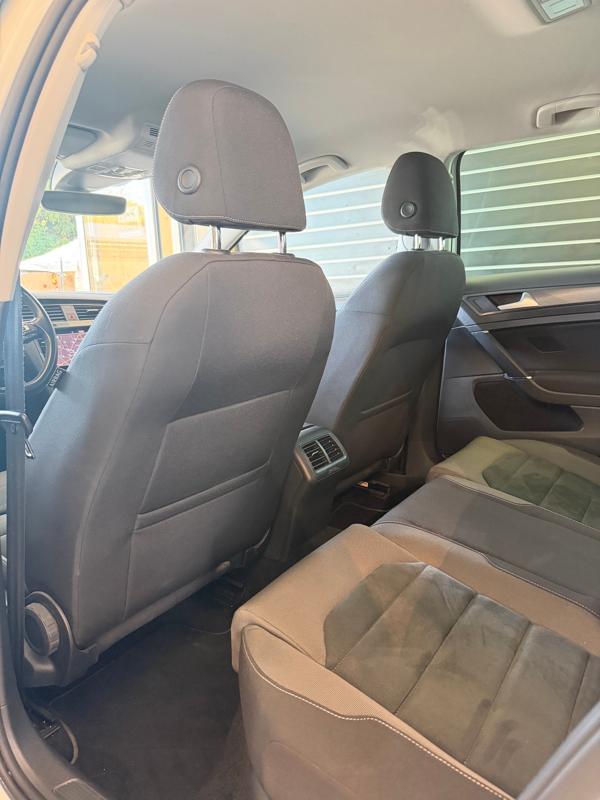 VW Golf VII 1.5 TSI 150 Edition 45 DSG-image-7