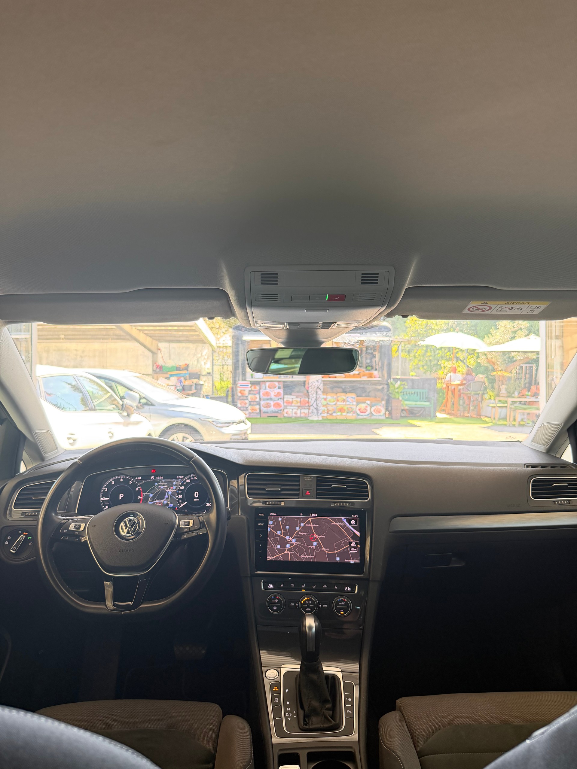 VW Golf VII 1.5 TSI 150 Edition 45 DSG-image-9
