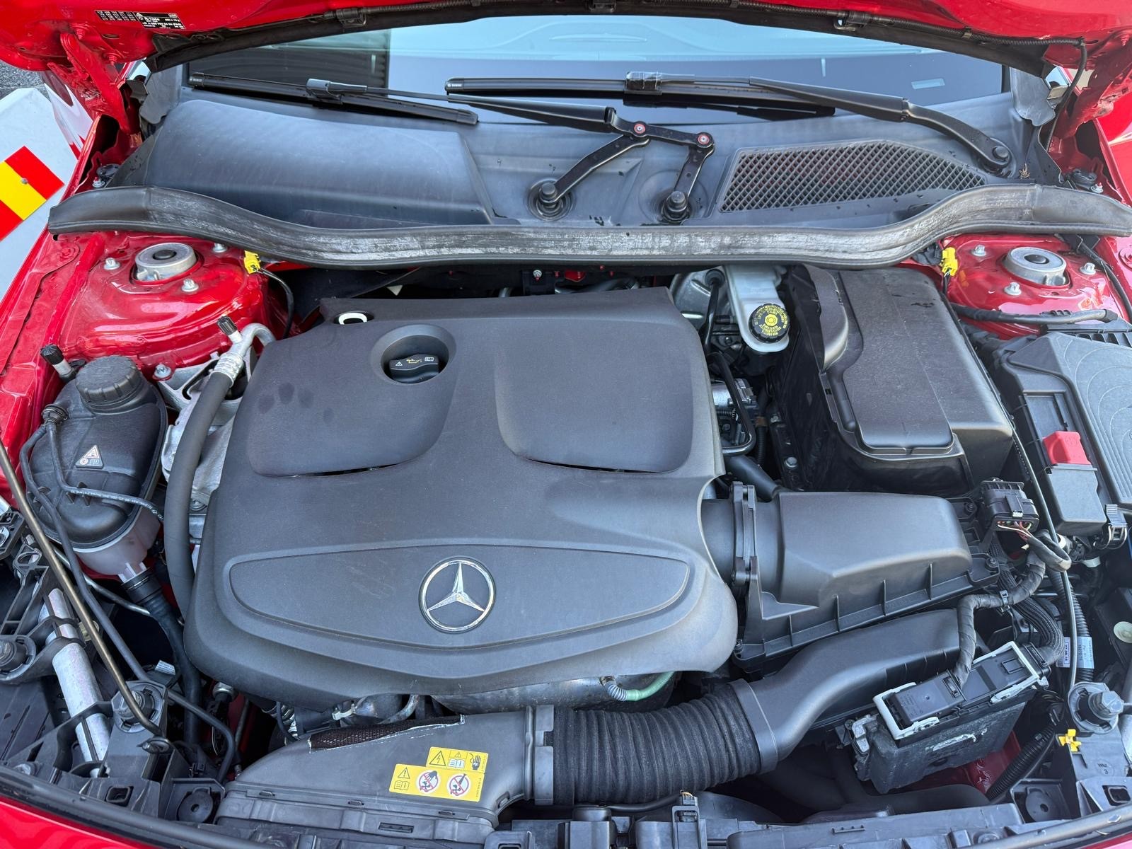 MERCEDES-BENZ A 180 Style 7G-DCT-image-12