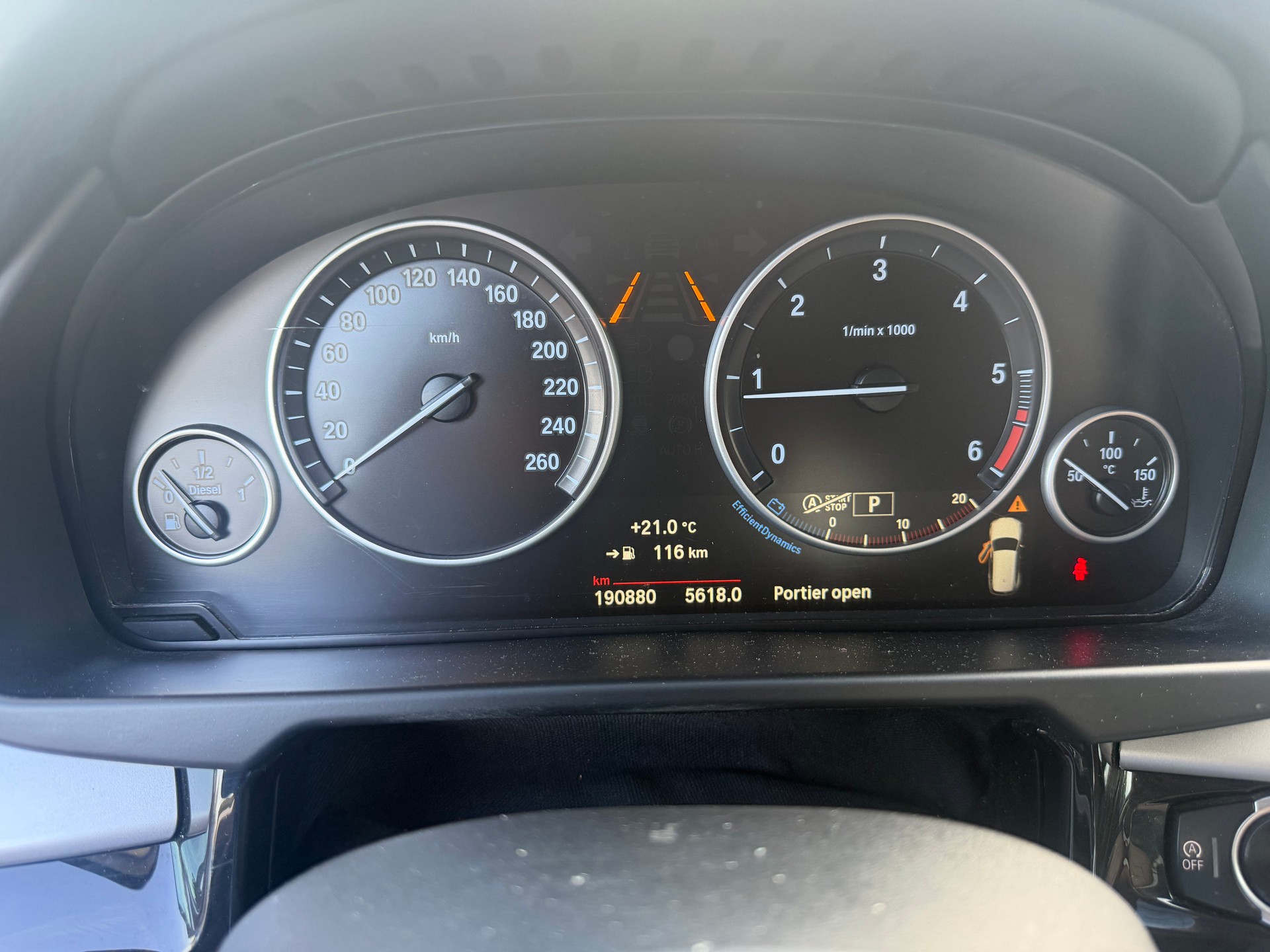 BMW X5-image-10