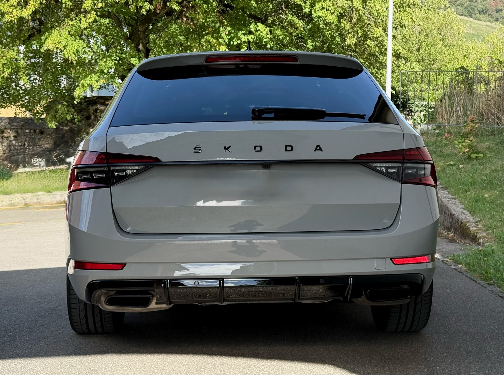 SKODA 2.0 TSI 280 SportLine 4x4 DSG-image-2