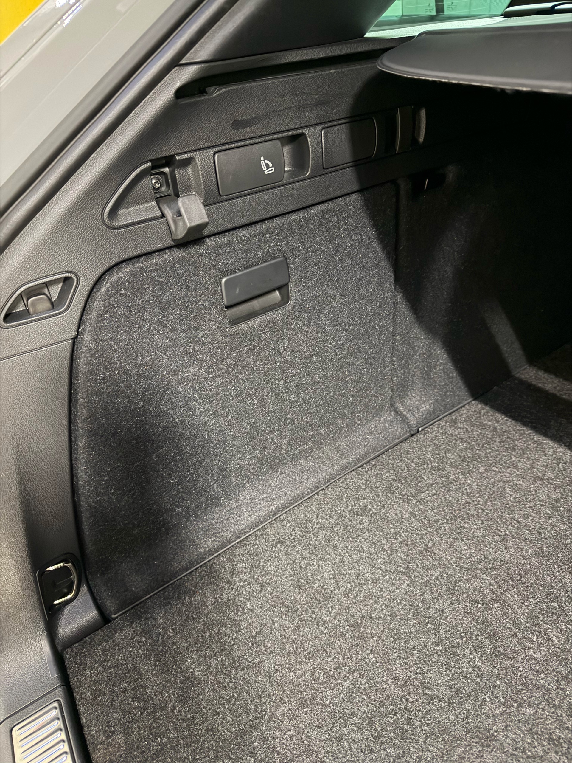 SKODA 2.0 TSI 280 SportLine 4x4 DSG-image-16