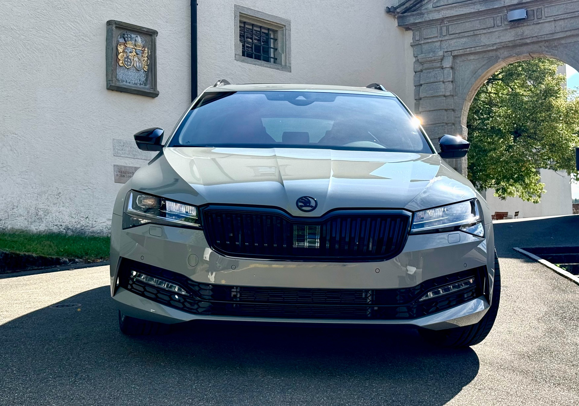 SKODA 2.0 TSI 280 SportLine 4x4 DSG-image-5