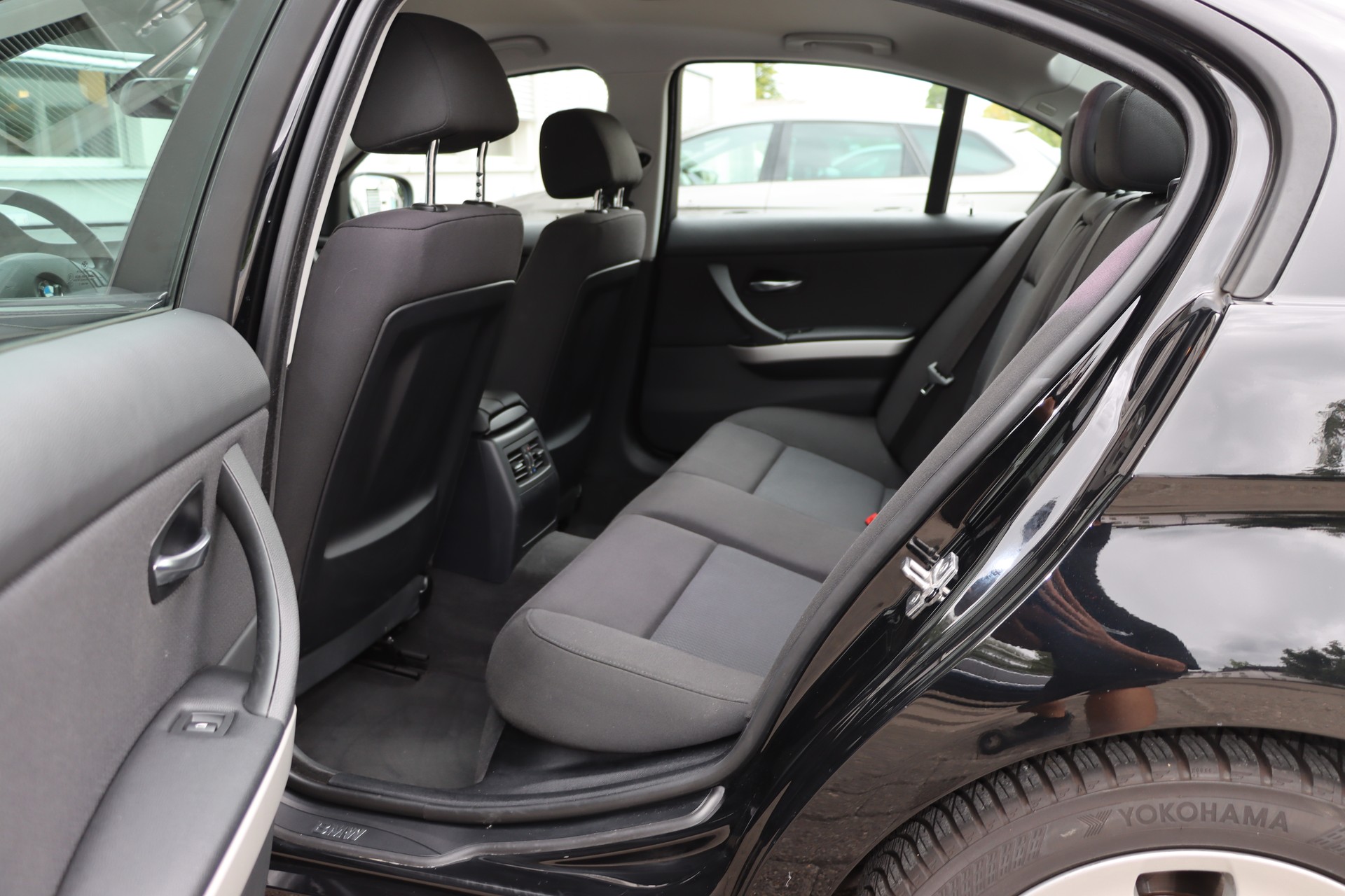 BMW 316i Access-image-7