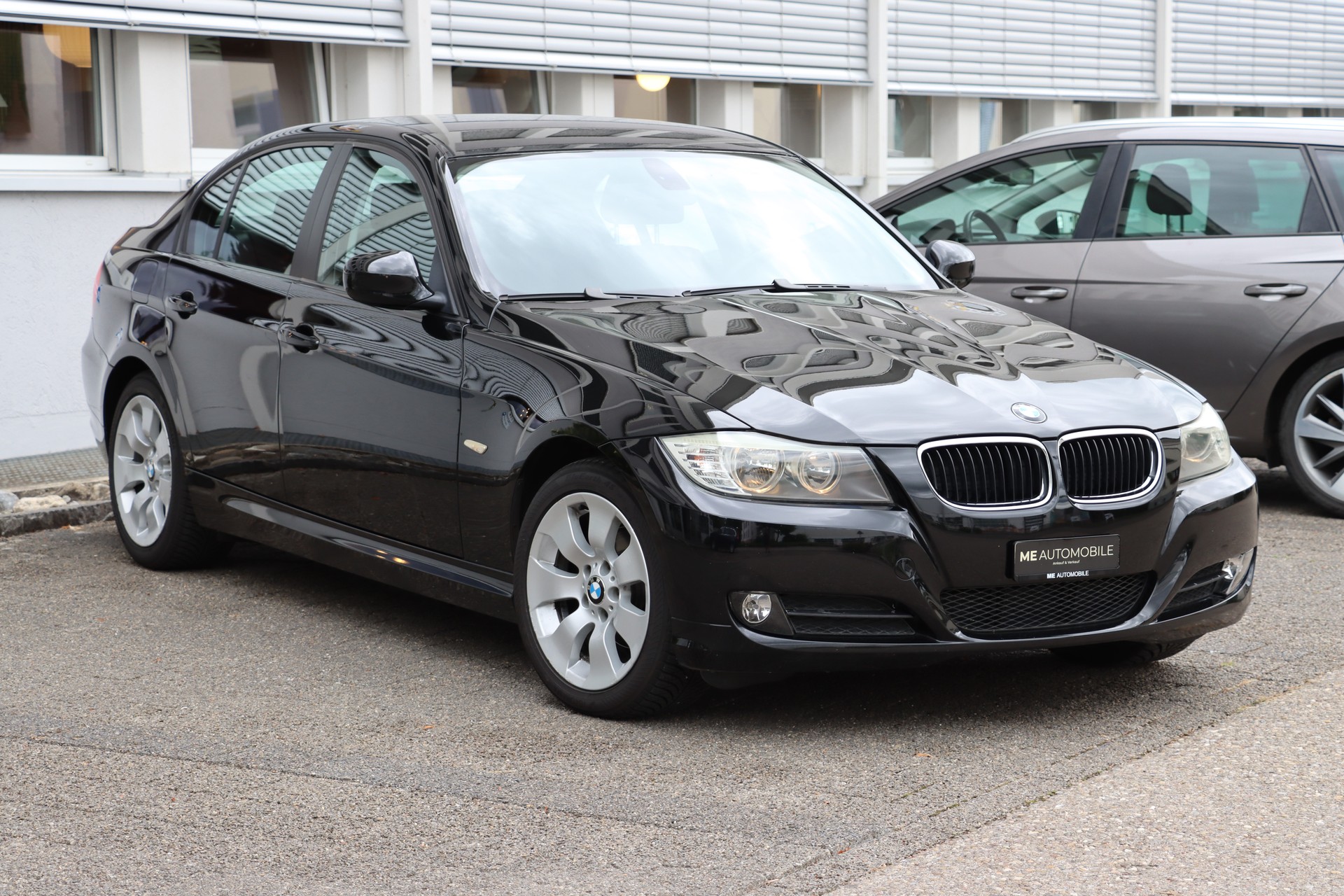 BMW 316i Access-image-1