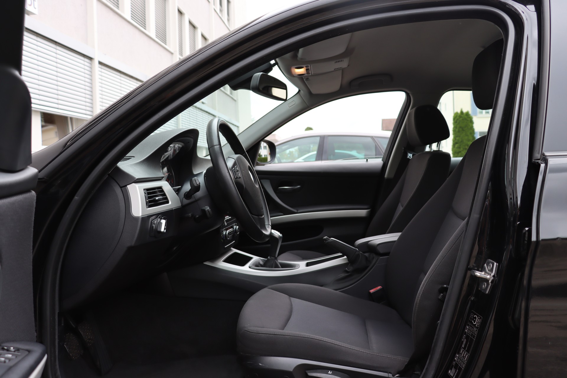 BMW 316i Access-image-5