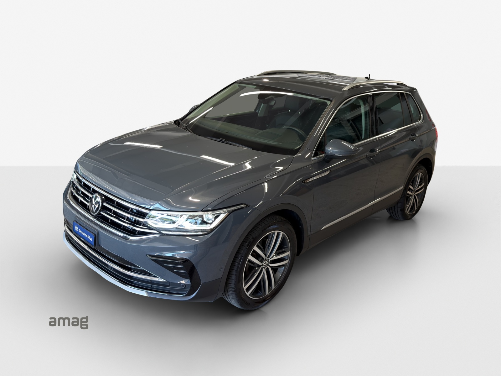 VW Tiguan 2.0 TDI SCR Elegance 4Motion DSG-image-13