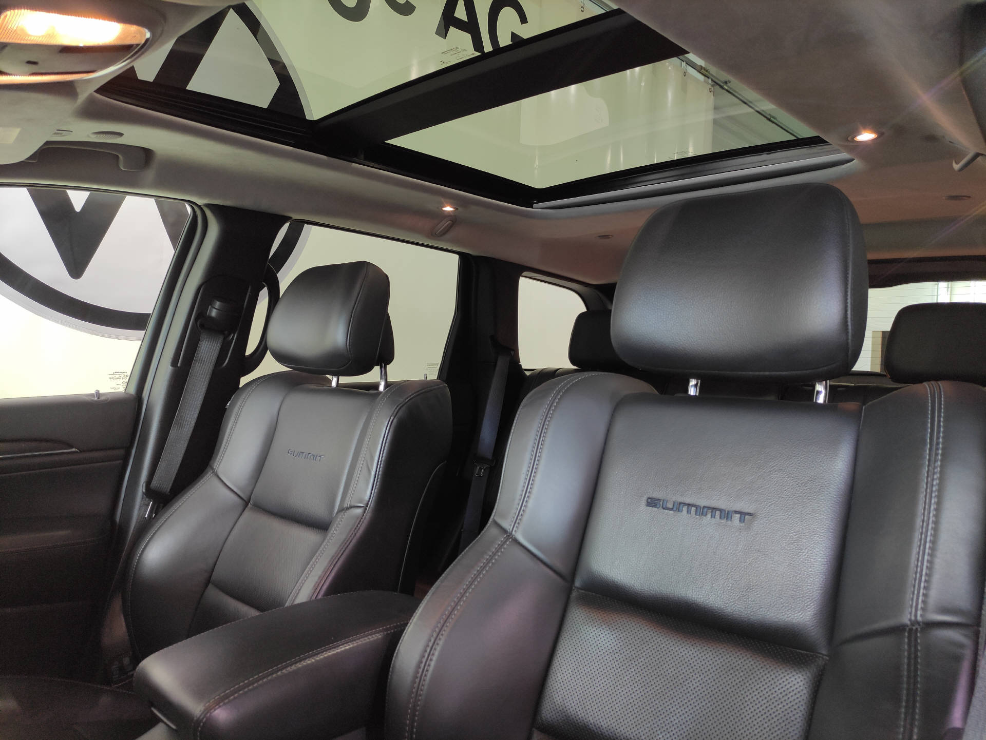JEEP Grand Cherokee 3.0 CRD 250 Summit-image-6