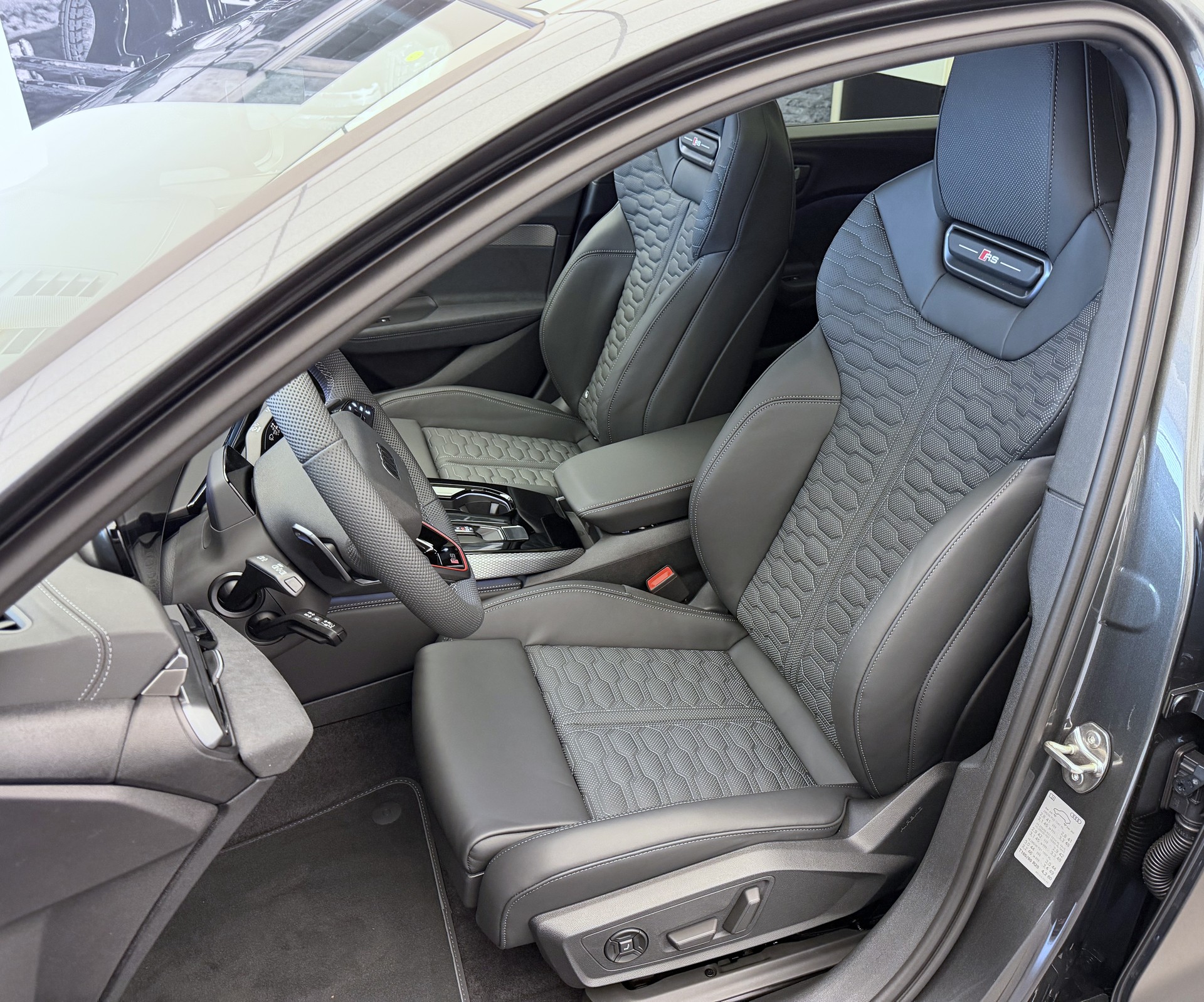AUDI RS 5 Avant TFSI 470 kW Tiptronic quattro-image-5