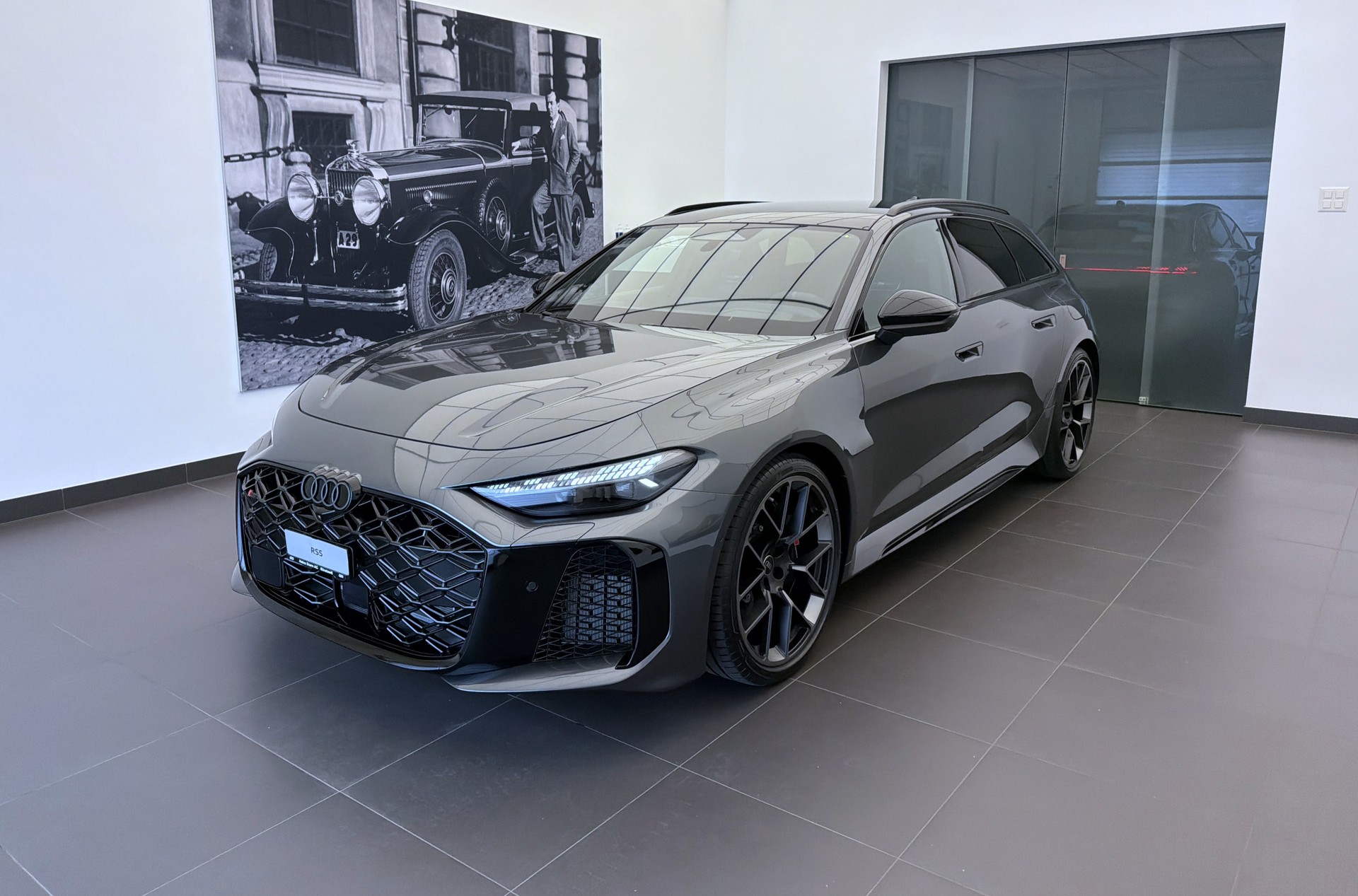 AUDI RS 5 Avant TFSI 470 kW Tiptronic quattro-image-0