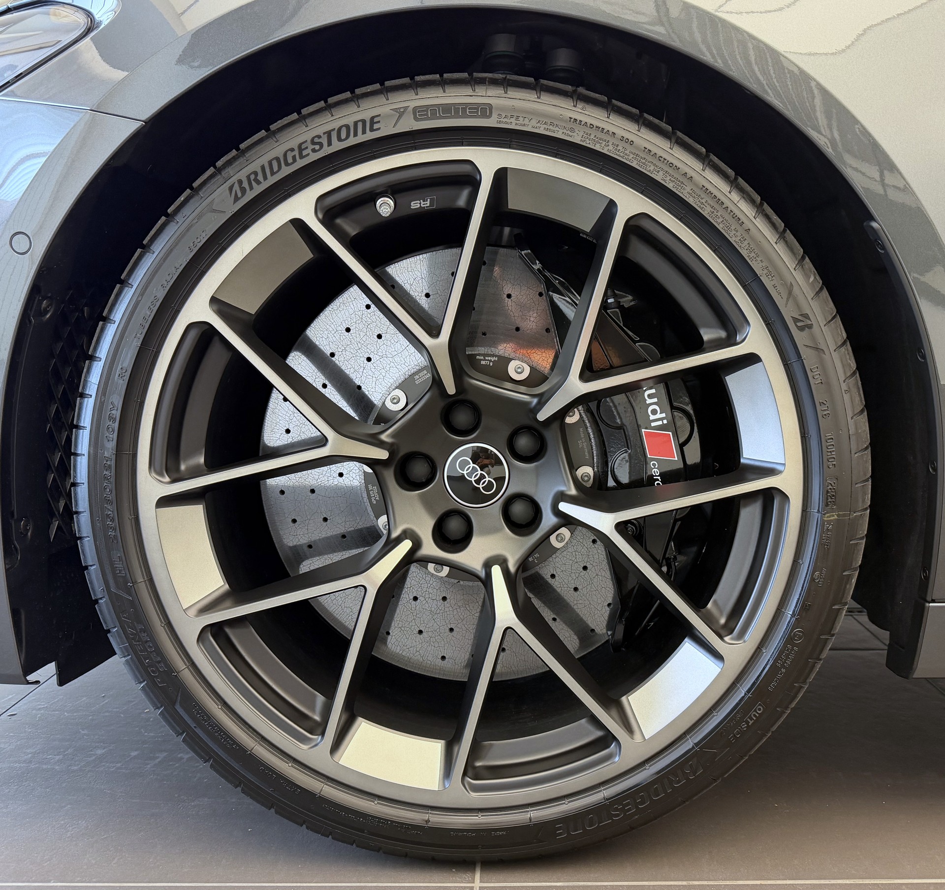 AUDI RS 5 Avant TFSI 470 kW Tiptronic quattro-image-2