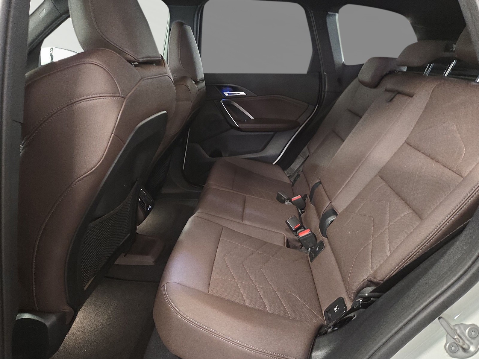 BMW iX1 xDrive 30 xLine-image-6
