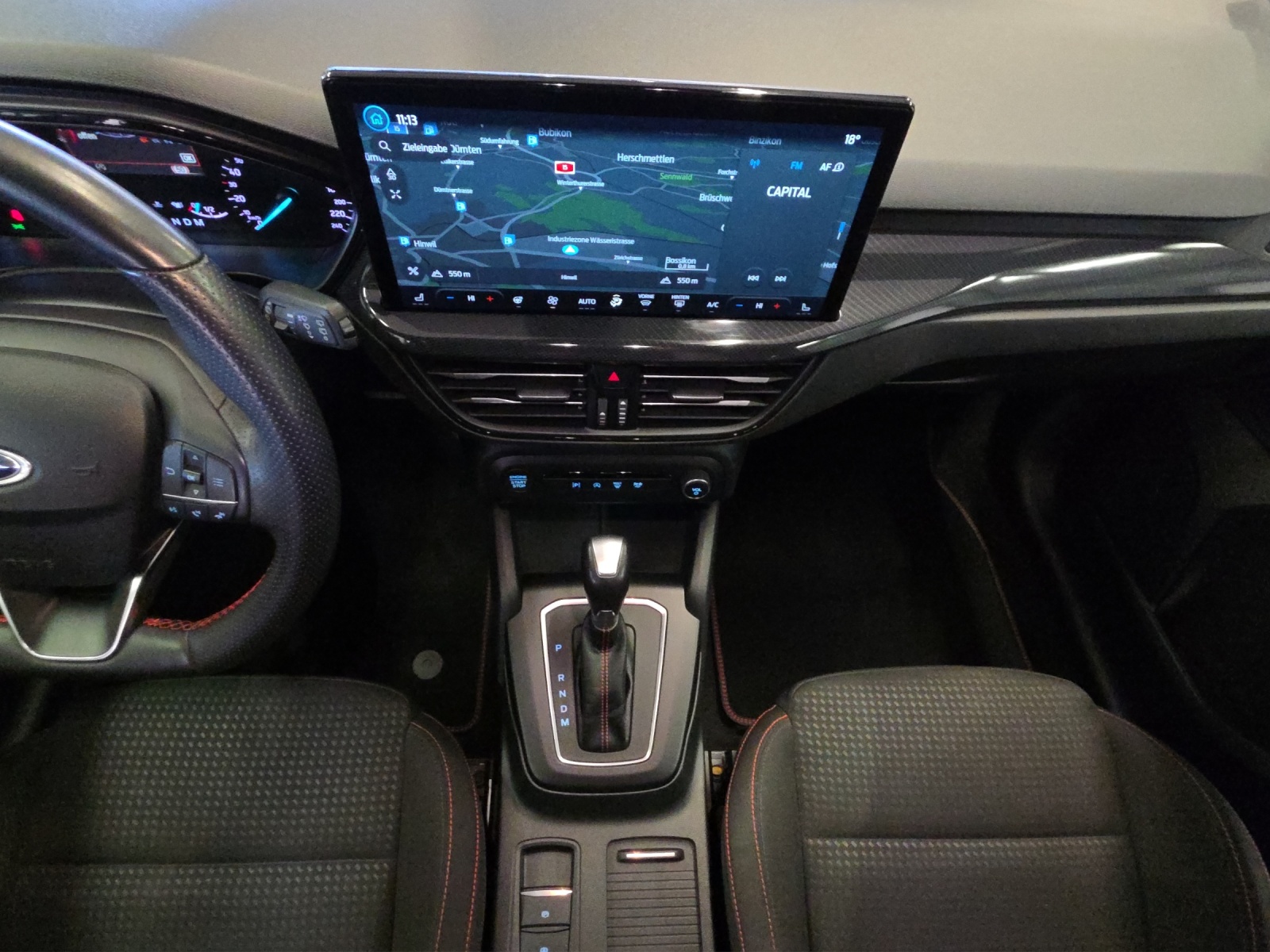 FORD Focus 1.0 MHEV ST-Line Automat-image-11