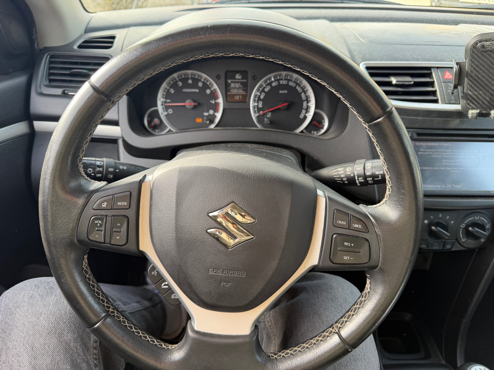 SUZUKI Swift 1.2i 16V GL Top Piz Sulai 4x4-image-5