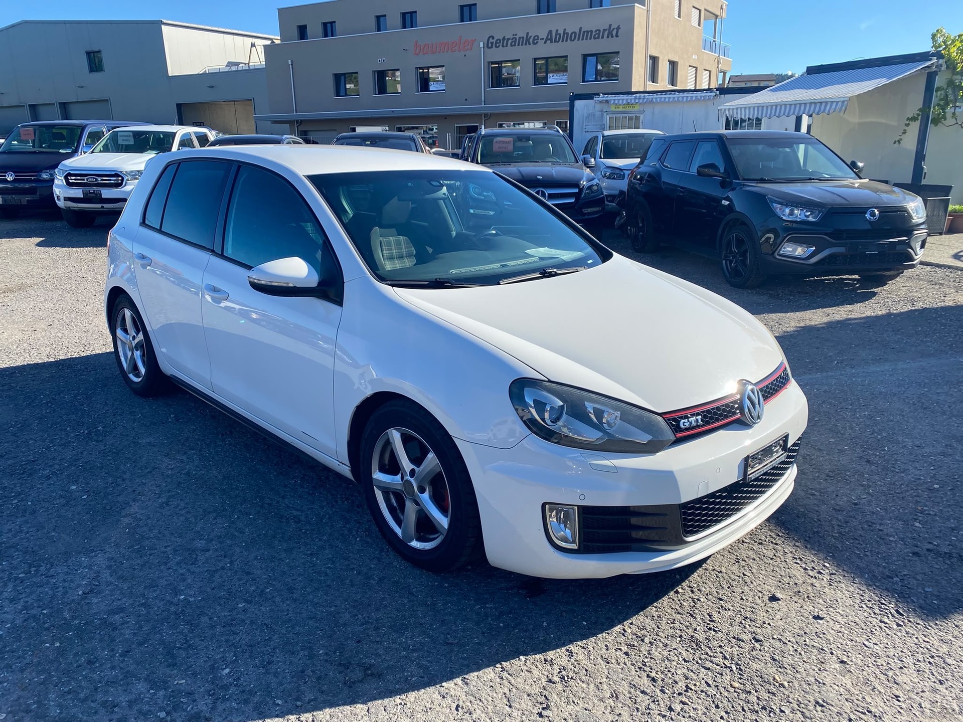 VW Golf 2.0 TSI GTI-image-1