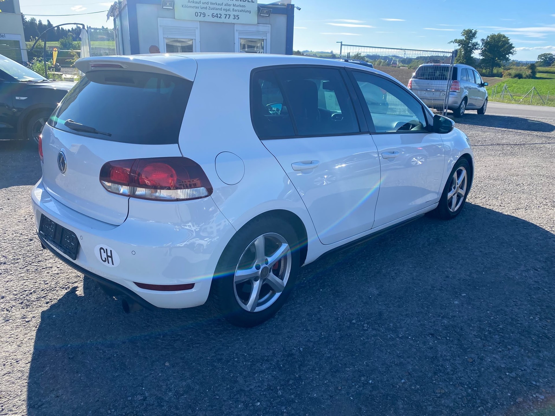 VW Golf 2.0 TSI GTI-image-6
