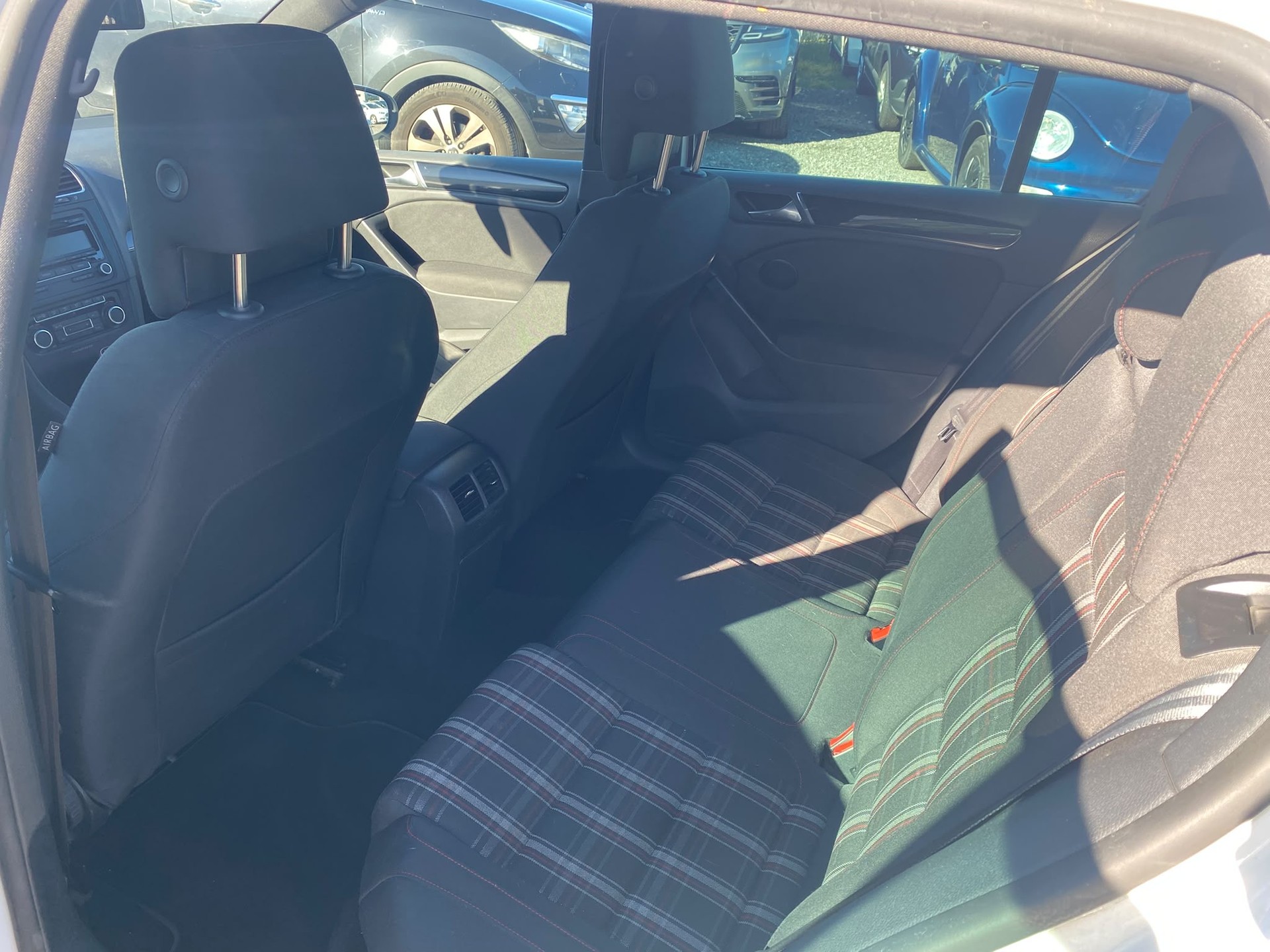 VW Golf 2.0 TSI GTI-image-11
